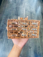 Load image into Gallery viewer, Rosegold Clutch w/ Flower Chain