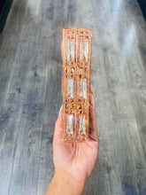 Load image into Gallery viewer, Rosegold Clutch w/ Flower Chain